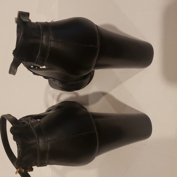 Sexy! JORGE BISCHOFF BLACK LEATHER strappy block heel 6 - Picture 5 of 11